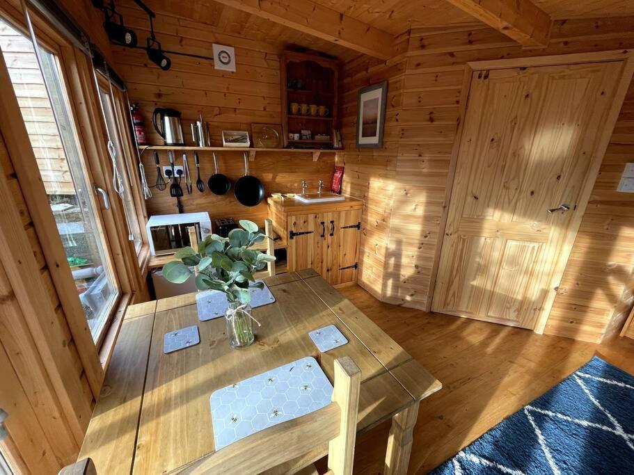 The Bee Hive Garden Room ドーチェスター エクステリア 写真